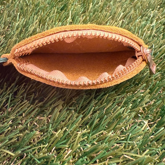 Portland Leather Goods Pineapple Coin Purse Keychain - Picture 3 of 3